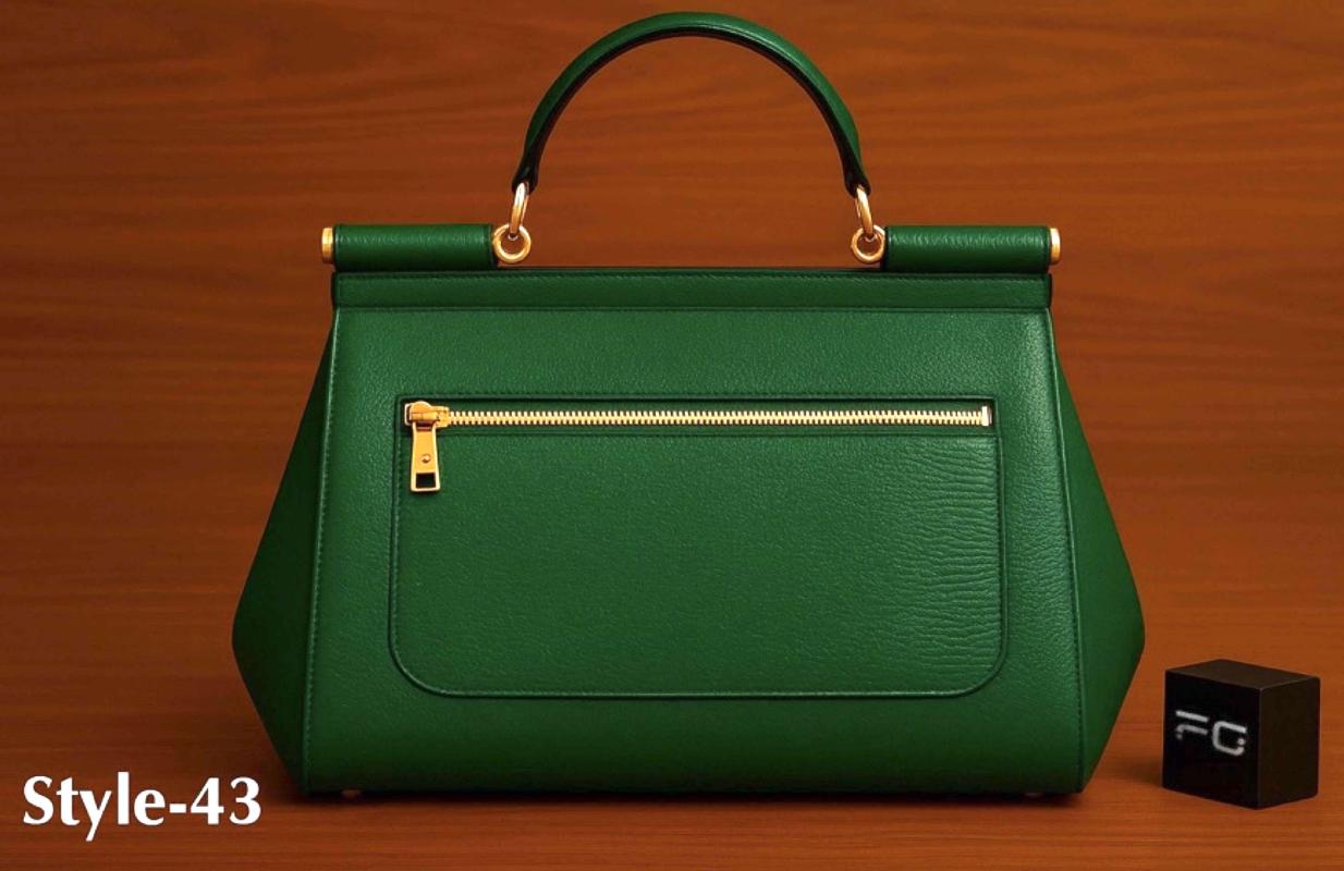 Passez à la page des sacs en cuir personnalisés.