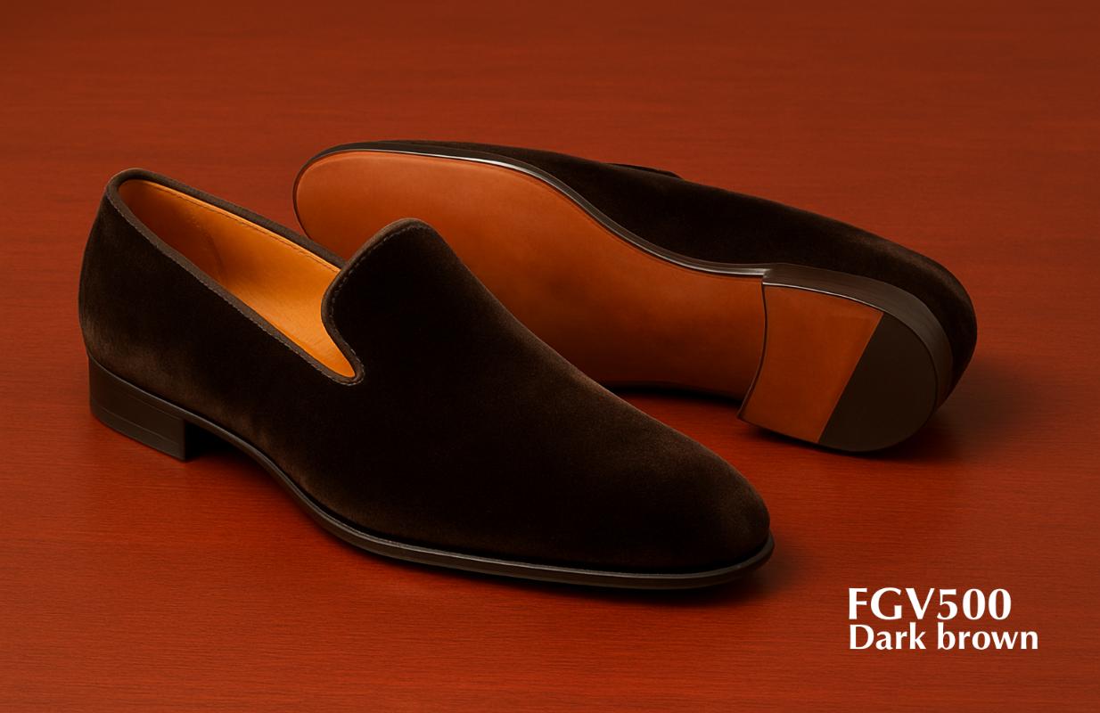 chaussons-velours-brun-fonce