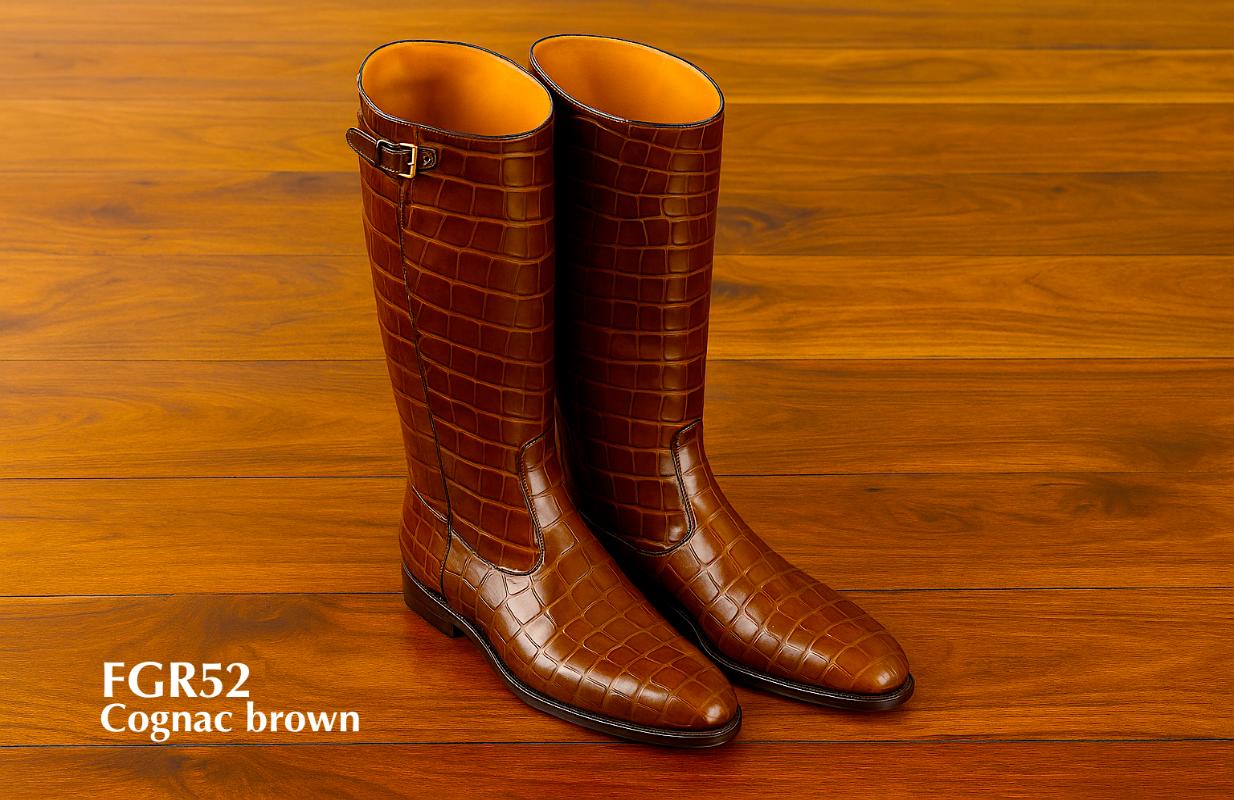 bottes d'équitation en peau d'alligator marron cognac
